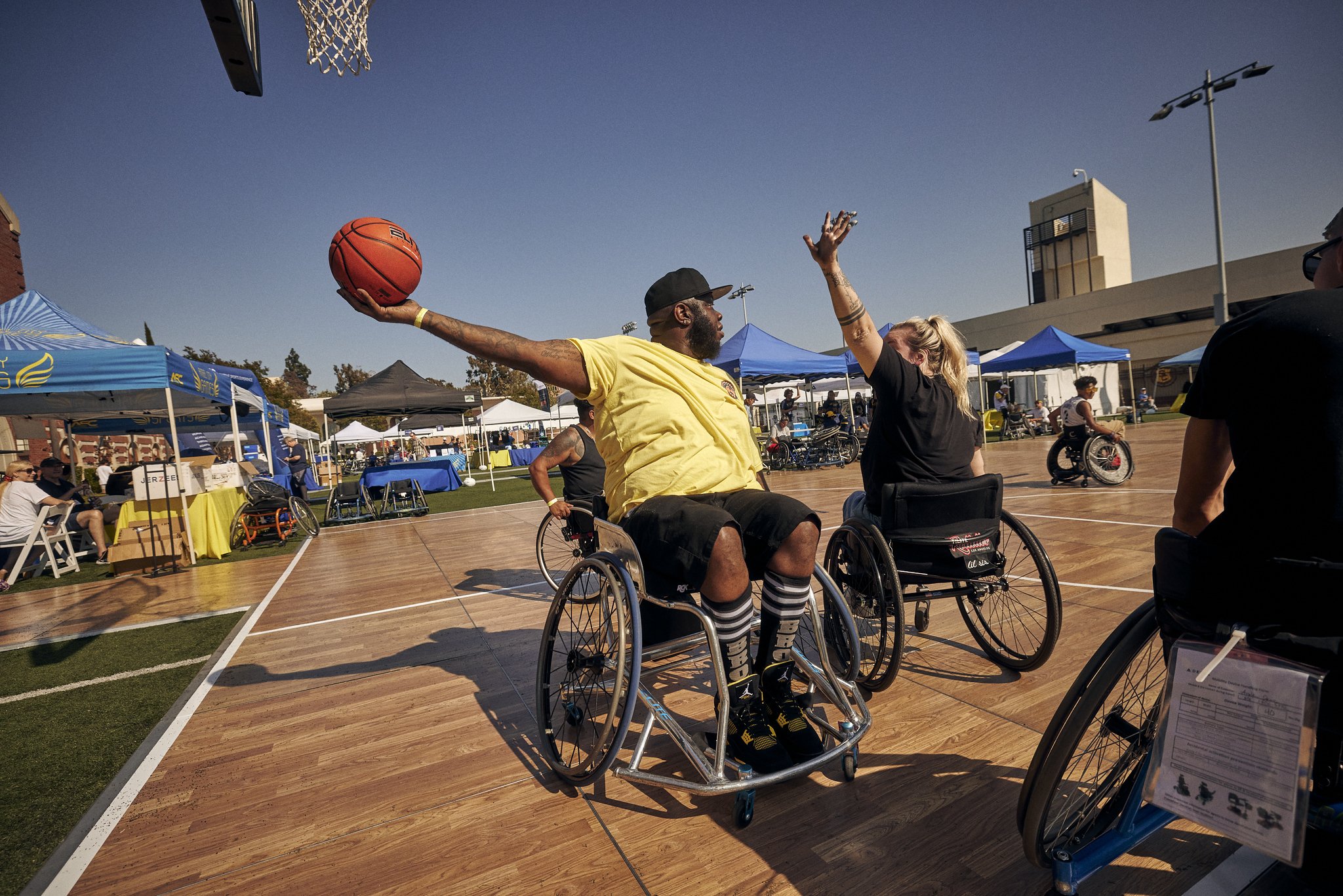 卡馬文加等 卡馬文加等